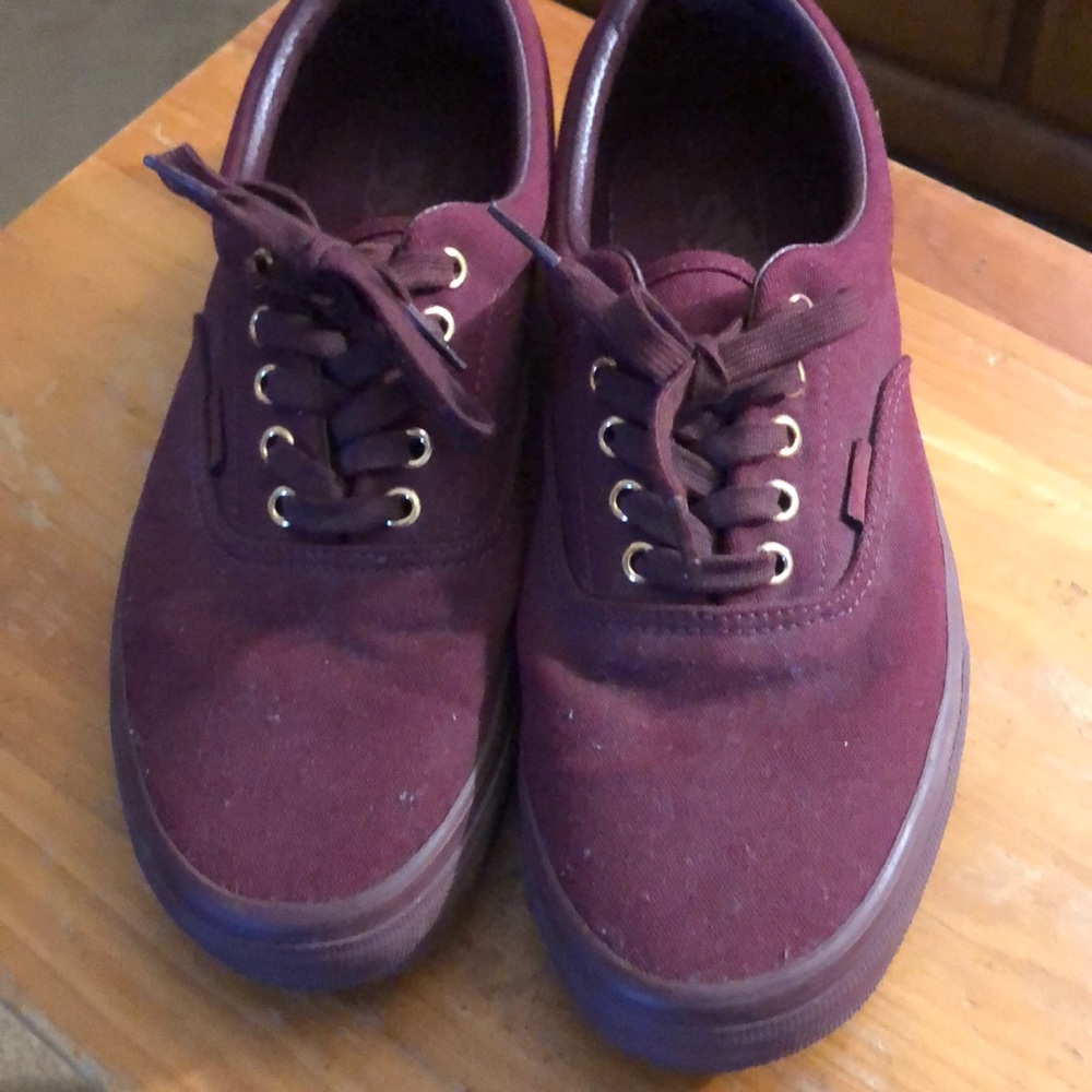 Vans burgundy